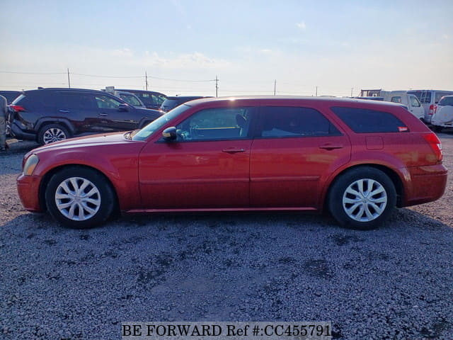 2006 DODGE MAGNUM image 2