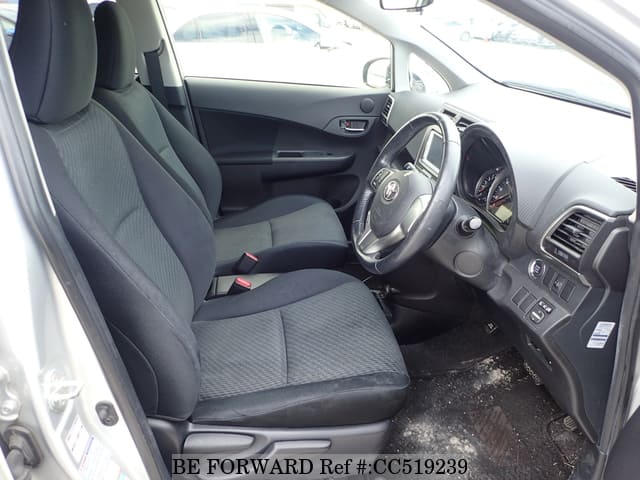 2012 TOYOTA RACTIS G image 25