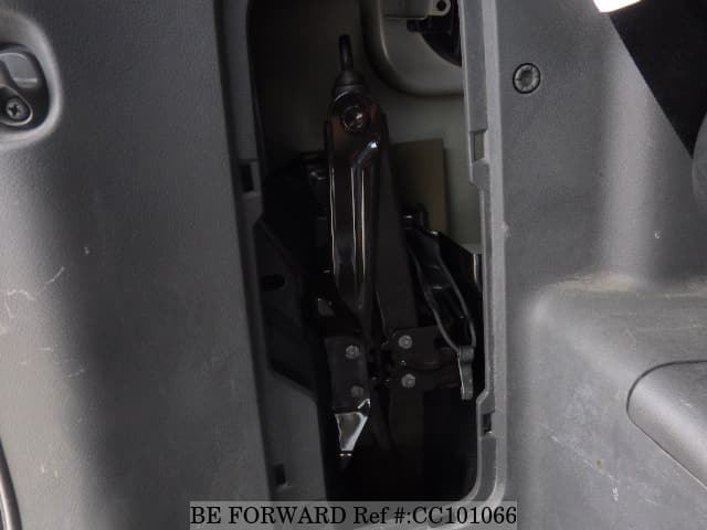 2009 TOYOTA VOXY X L EDITION image 30