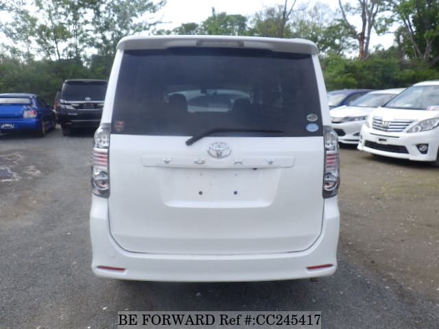2009 TOYOTA VOXY Z image 4
