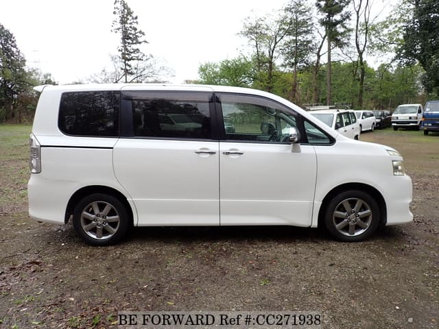 2009 TOYOTA VOXY ZS KIRAMEKI image 6