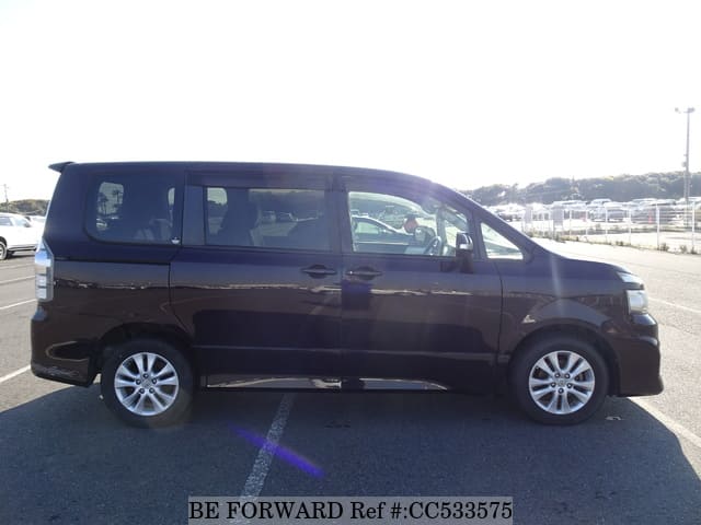 2012 TOYOTA VOXY Z image 6
