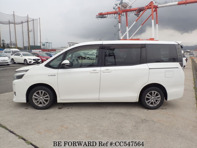 Used 2014 TOYOTA VOXY HYBRID X/DAA-ZWR80G for Sale CC547564 - BE