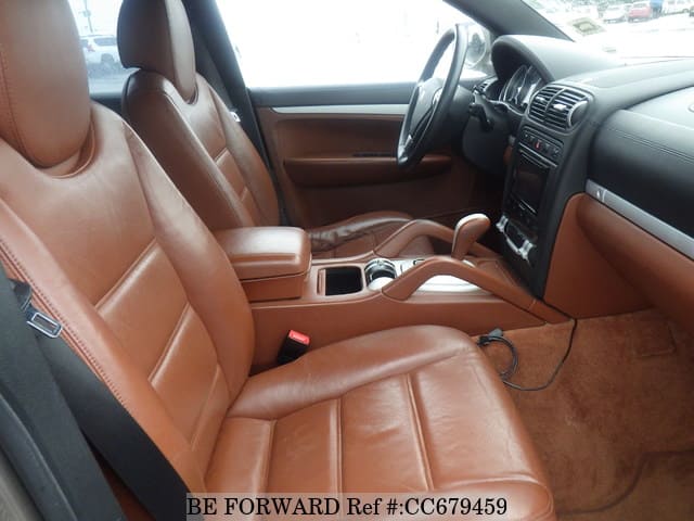 2007 PORSCHE CAYENNE S image 26