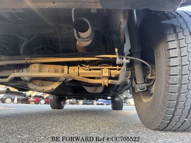 2005 HUMMER H2 image 16