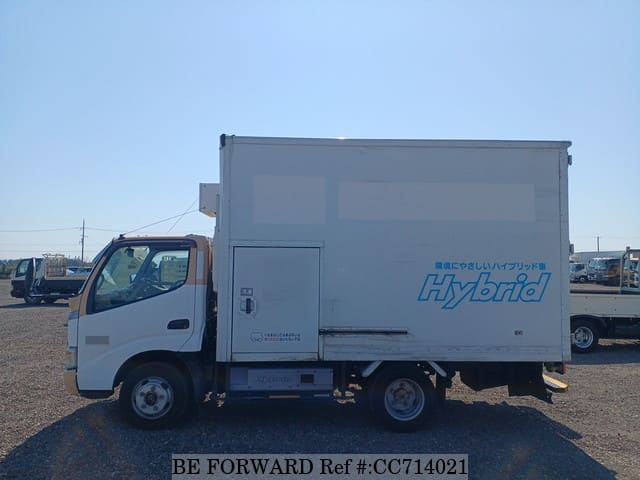 2008 HINO DUTRO HYBRID image 2