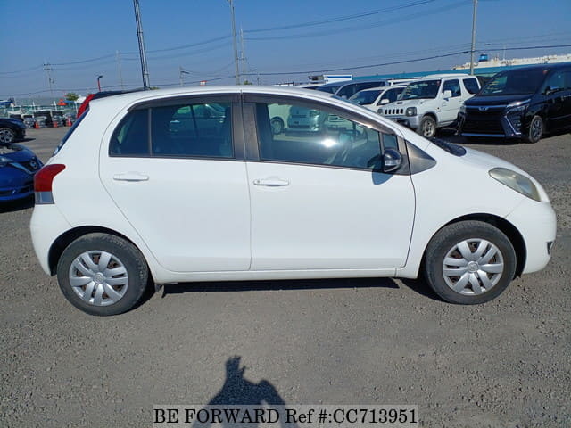 2009 TOYOTA VITZ image 6