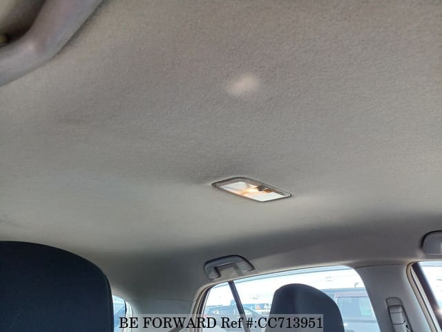 2009 TOYOTA VITZ image 24