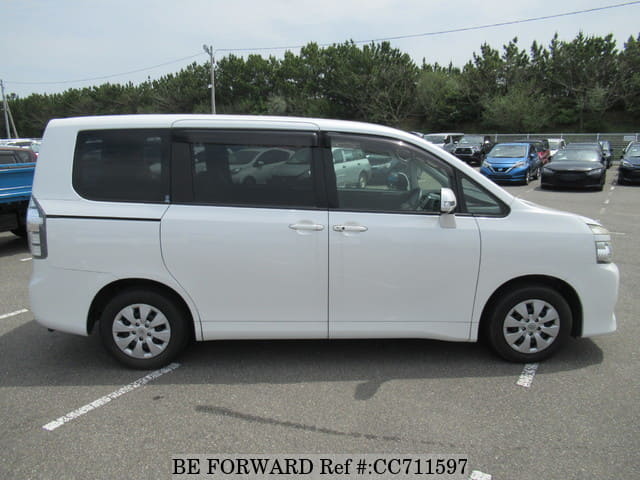 2012 TOYOTA VOXY X L EDITION image 6