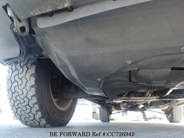 2005 FORD ESCAPE XLT image 13