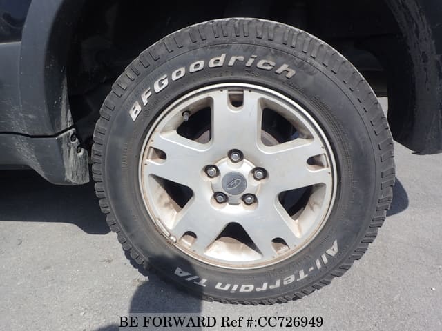 2005 FORD ESCAPE XLT image 10