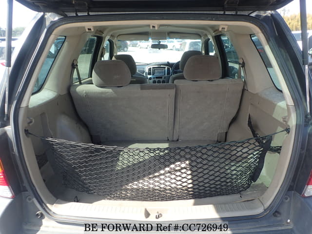 2005 FORD ESCAPE XLT image 28