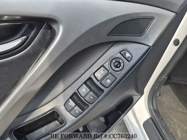 2012 HYUNDAI AVANTE (ELANTRA) image 28