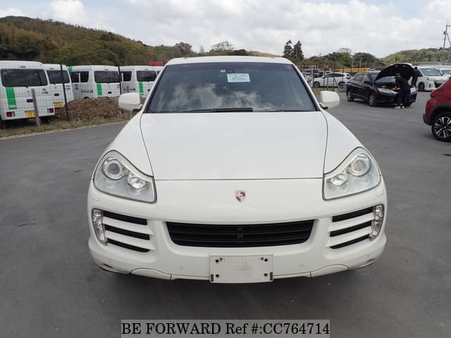 2010 PORSCHE CAYENNE image 8