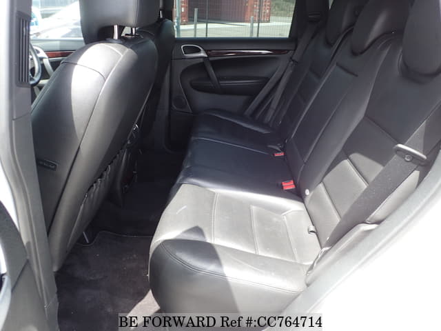 2010 PORSCHE CAYENNE image 27