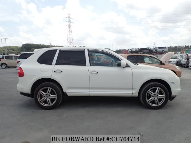 2010 PORSCHE CAYENNE image 6