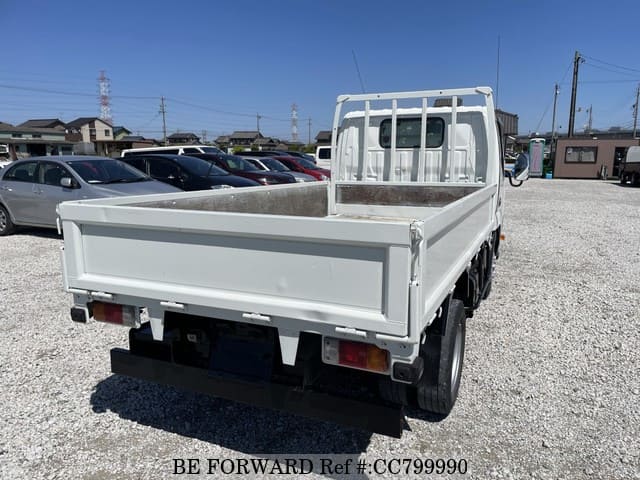 2010 HINO DUTRO image 5
