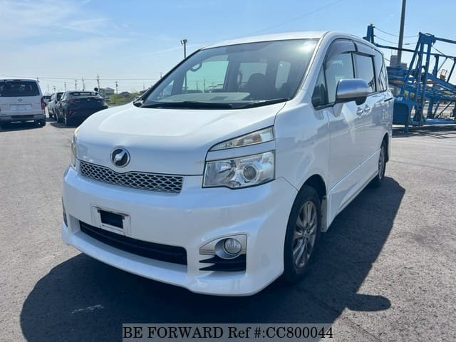 2012 TOYOTA VOXY ZS KIRAMEKI