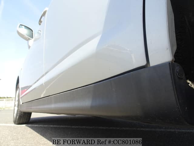 2011 NISSAN TIIDA 15M image 19