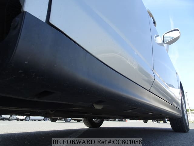 2011 NISSAN TIIDA 15M image 21