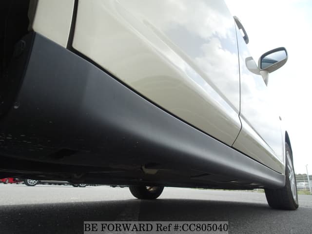 2011 NISSAN TIIDA LATIO 15M image 21
