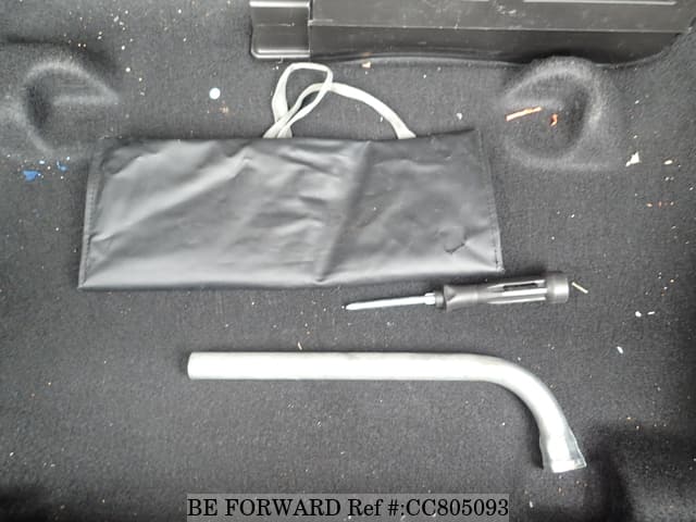2012 MERCEDES-BENZ B-CLASS B180 BE SPORTS NIGHT PKG image 30