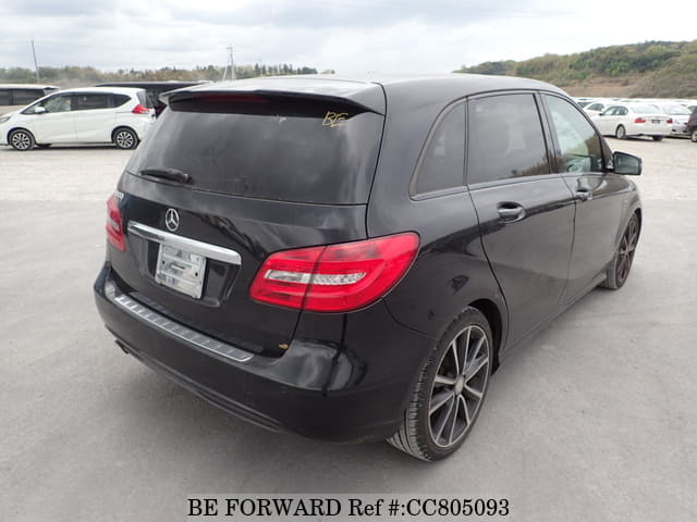 2012 MERCEDES-BENZ B-CLASS B180 BE SPORTS NIGHT PKG image 5
