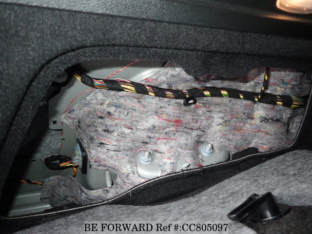 2012 MERCEDES-BENZ B-CLASS B180 BE SPORTS NIGHT PKG image 30