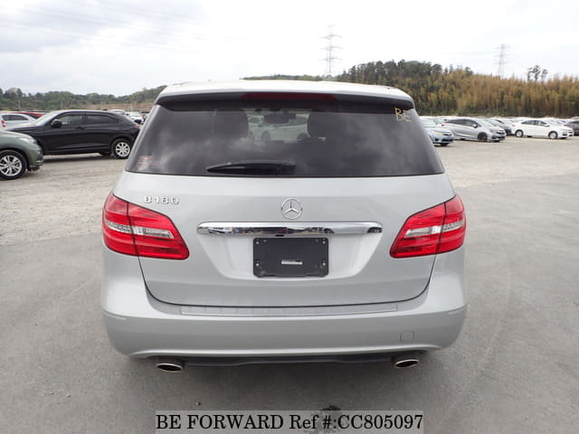 2012 MERCEDES-BENZ B-CLASS B180 BE SPORTS NIGHT PKG image 4