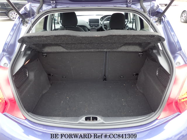 2015 PEUGEOT 208 PREMIUM image 28