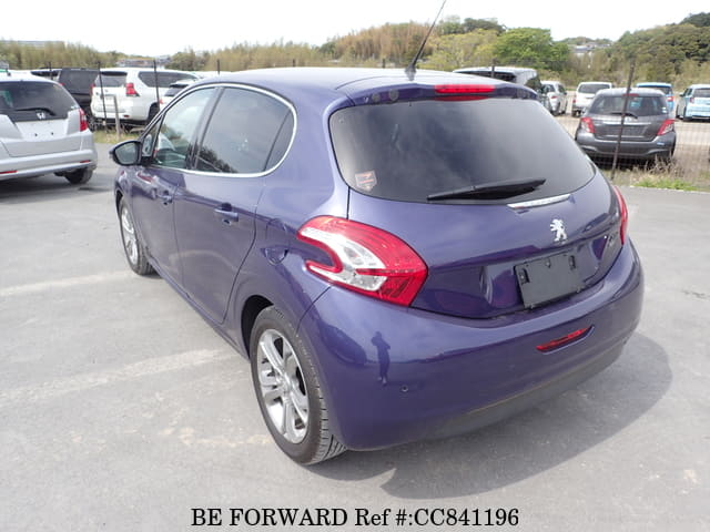 2015 PEUGEOT 208 PREMIUM image 3