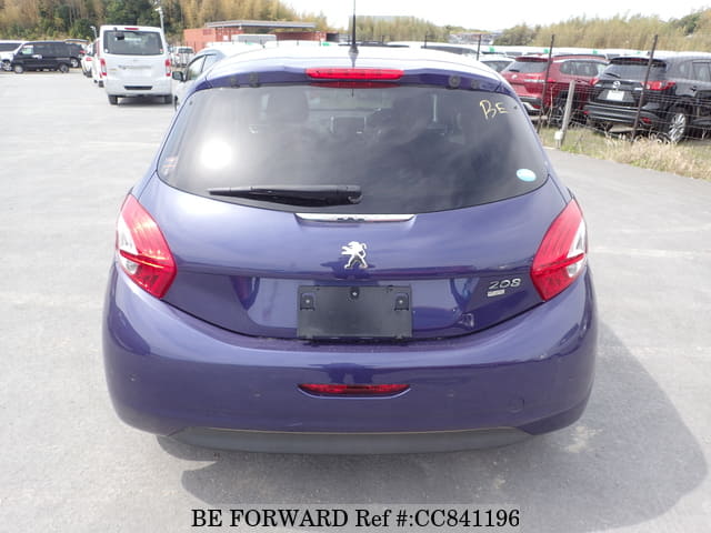 2015 PEUGEOT 208 PREMIUM image 4