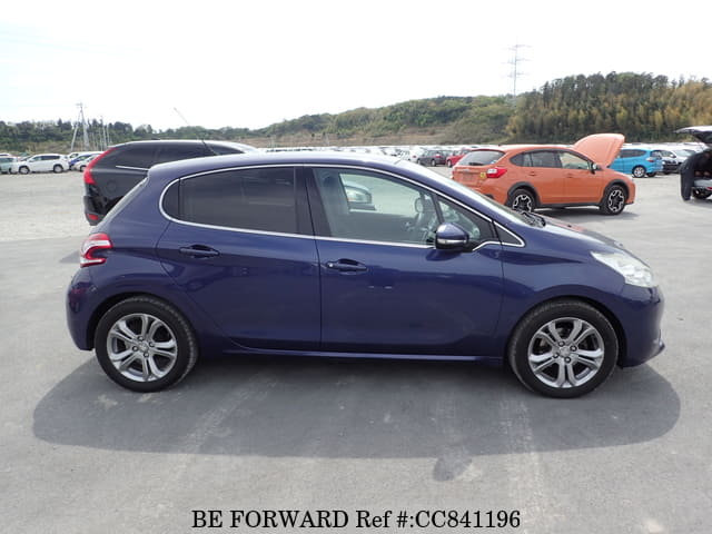 2015 PEUGEOT 208 PREMIUM image 6