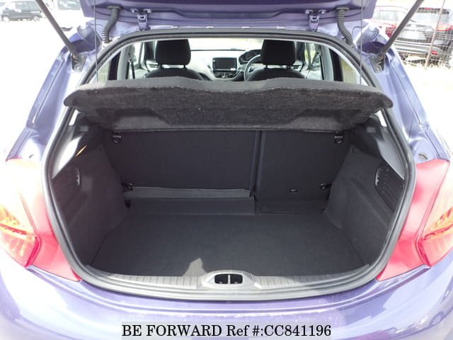 2015 PEUGEOT 208 PREMIUM image 28