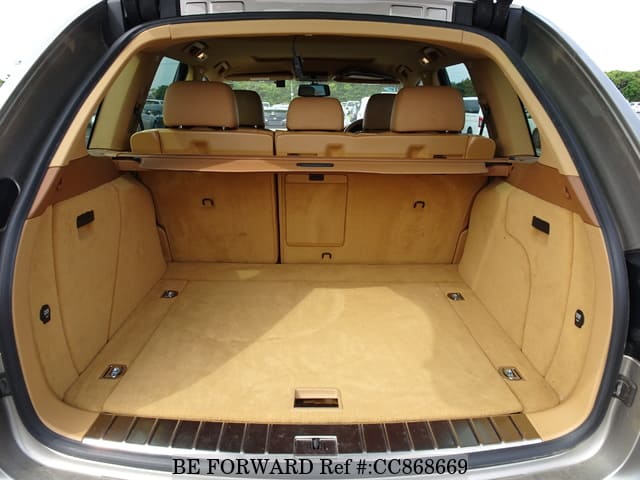 2009 PORSCHE CAYENNE image 28