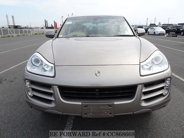 2009 PORSCHE CAYENNE image 8
