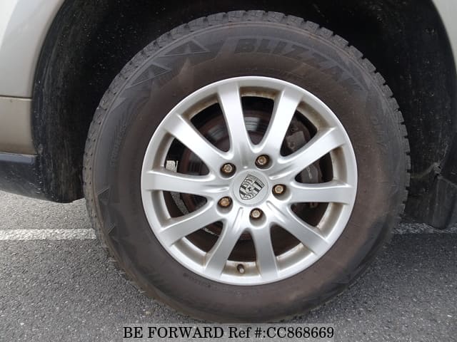 2009 PORSCHE CAYENNE image 11