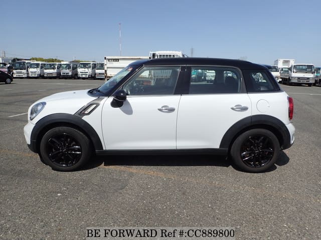 2011 BMW MINI COOPER S CROSS OVER image 2