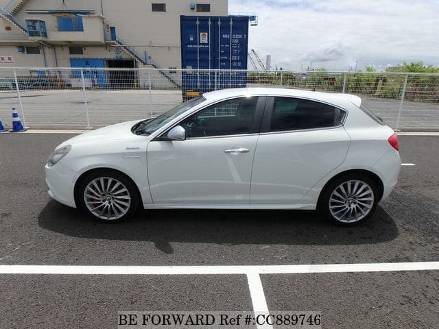 2015 ALFA ROMEO GIULIETTA SPORTIVA image 2