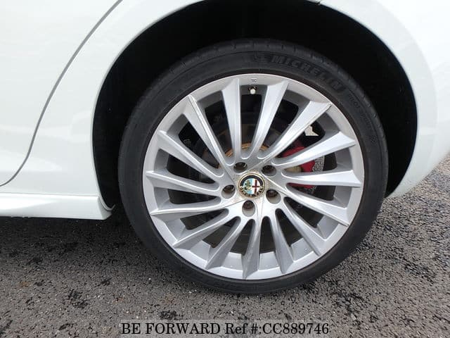 2015 ALFA ROMEO GIULIETTA SPORTIVA image 10