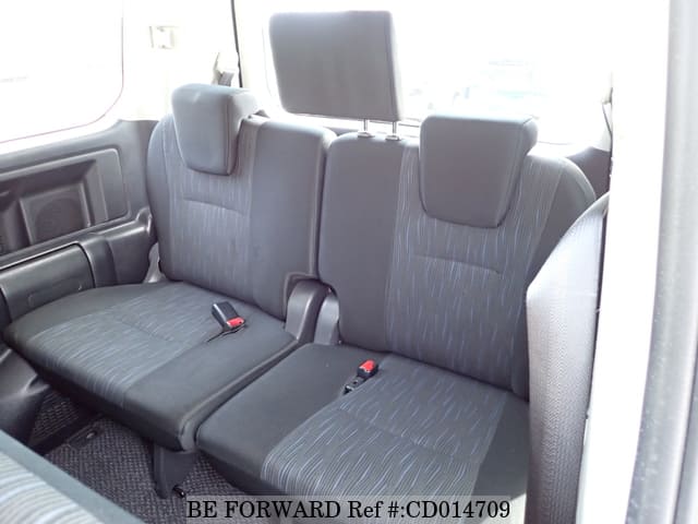 2012 TOYOTA VOXY Z image 28