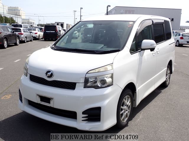 2012 TOYOTA VOXY Z