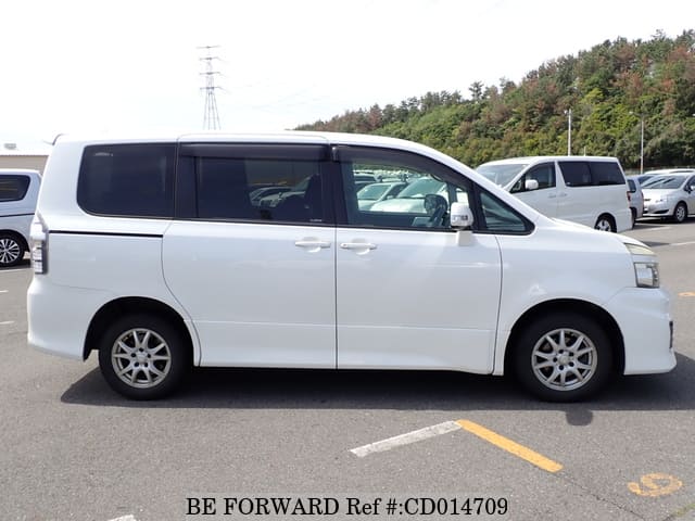 2012 TOYOTA VOXY Z image 6