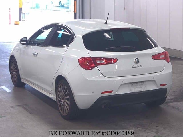 2013 ALFA ROMEO GIULIETTA SPORTIVA image 5