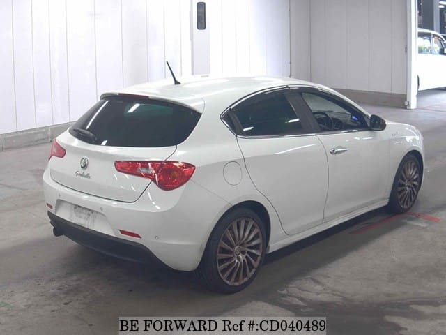 2013 ALFA ROMEO GIULIETTA SPORTIVA image 2