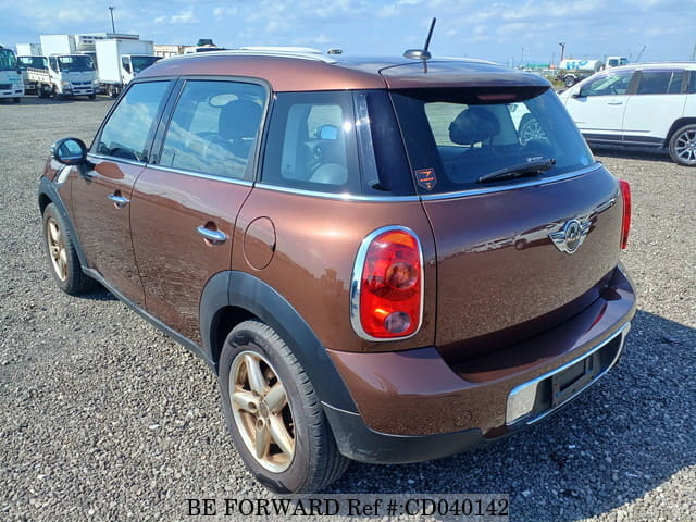 2013 BMW MINI ONE CROSSOVER image 3