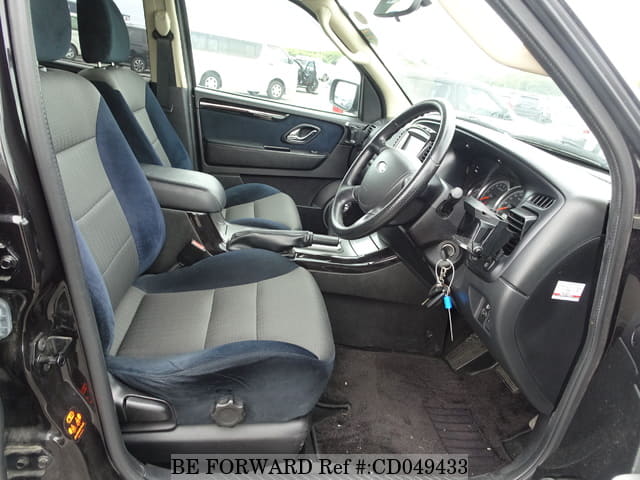 2010 FORD ESCAPE image 25