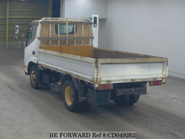 2010 HINO DUTRO image 5