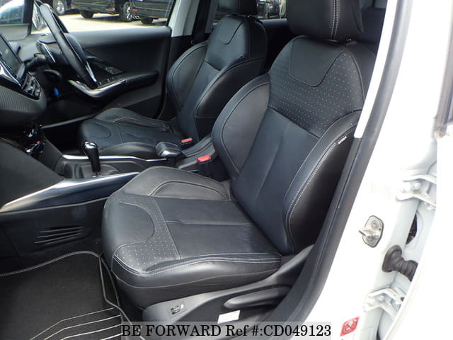 2015 PEUGEOT 208 PREMIUM image 26