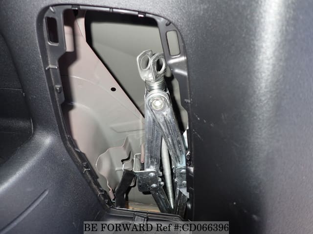 2011 HONDA FREED SPIKE G JUST SELECTION image 30